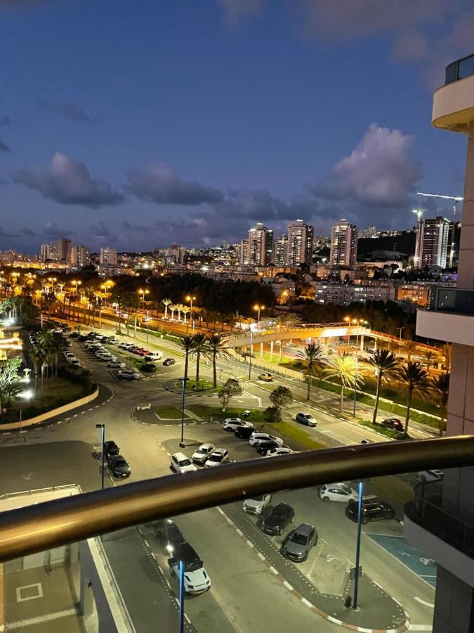 Suite On The Beach Haifa Bagian luar foto