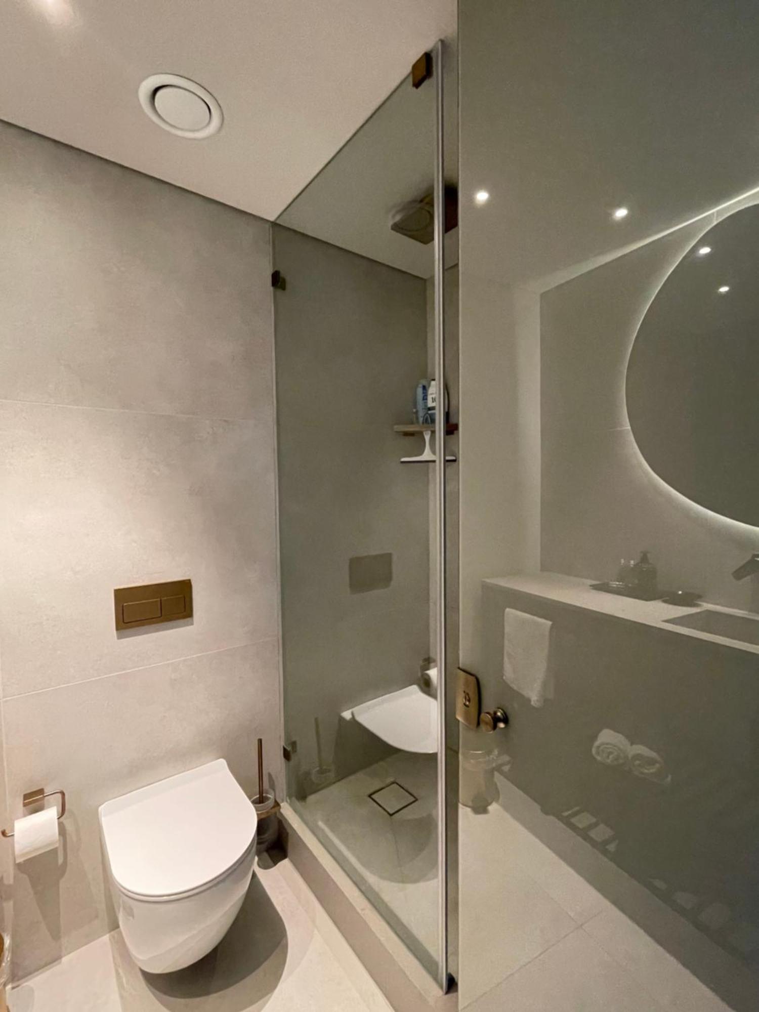 Suite On The Beach Haifa Bagian luar foto