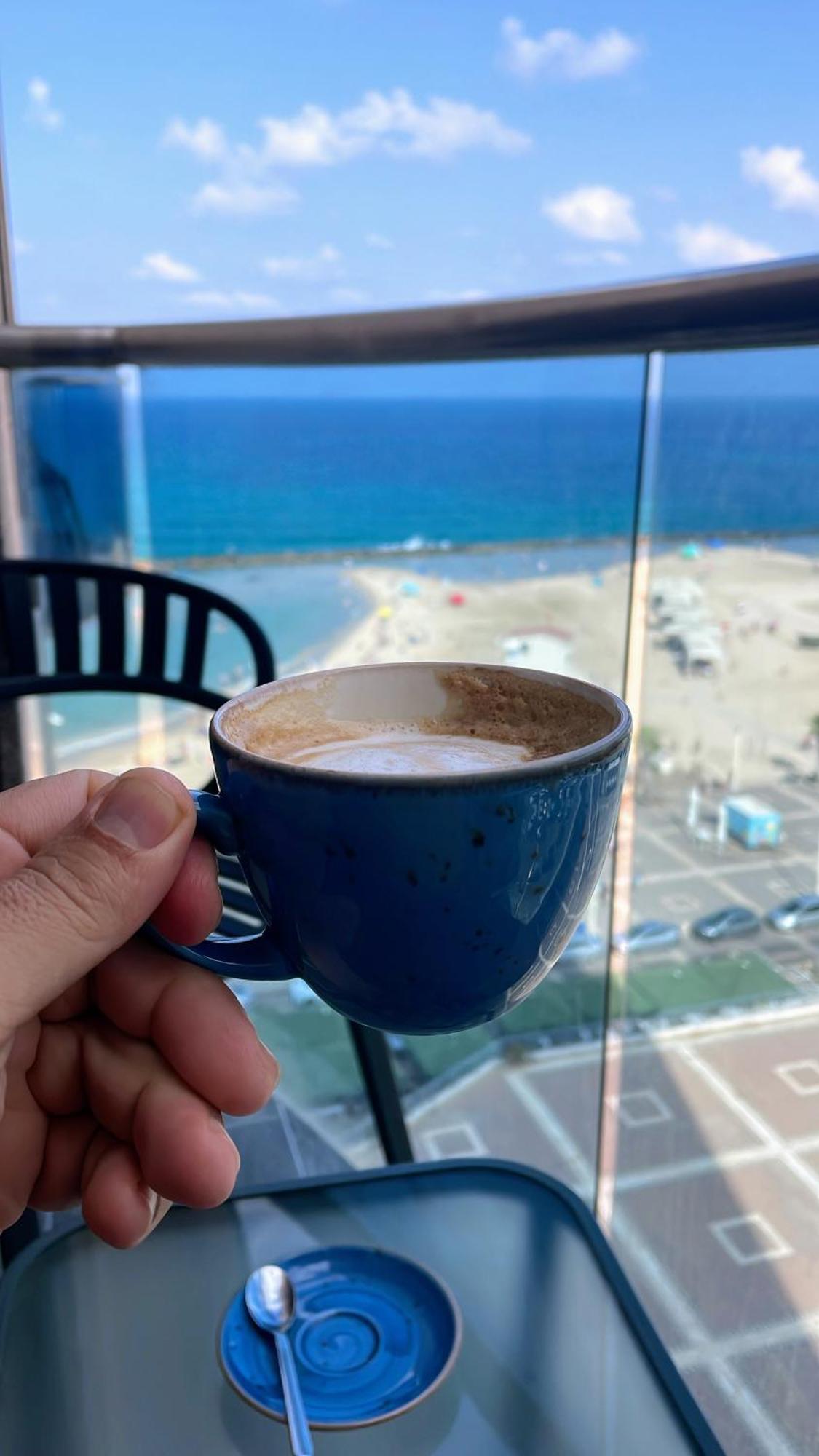 Suite On The Beach Haifa Bagian luar foto