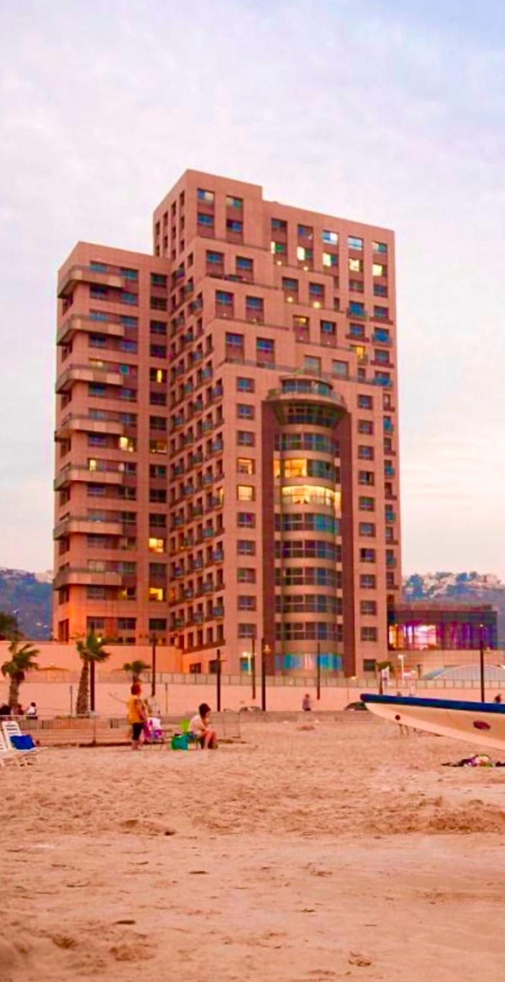 Suite On The Beach Haifa Bagian luar foto